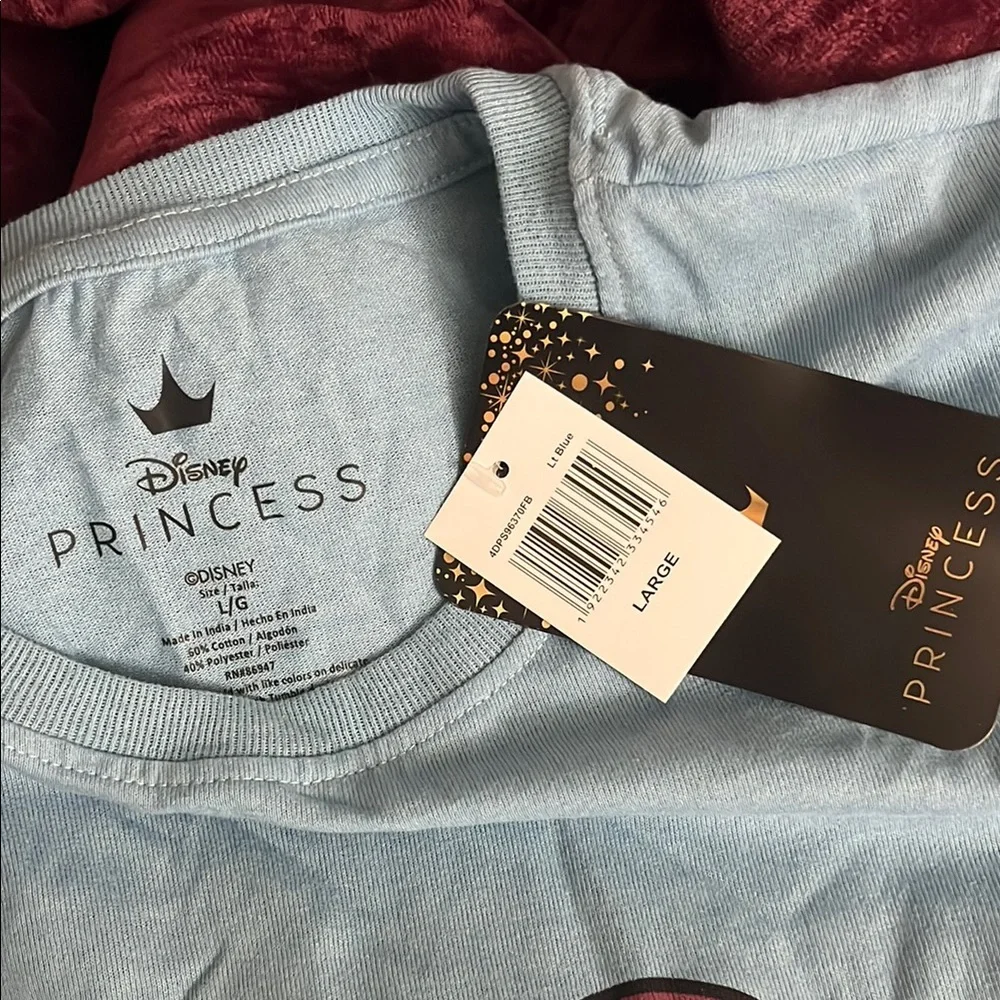 Disney Snow White Tee - Picture 2 of 2